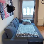 Charlie - Zentral In - Fuer Bis Zu 5 Personen شقة
