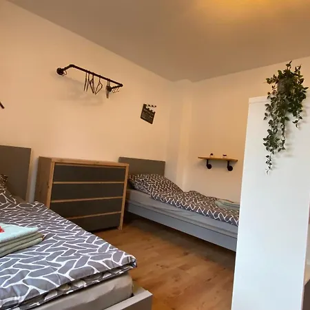Charlie Apartment - Zentral In Solingen - Fuer Bis Zu 5 Personen