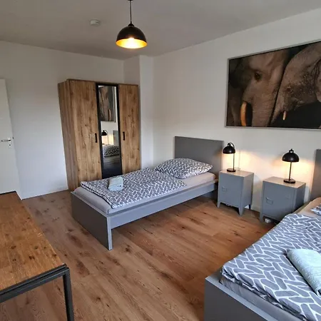 Charlie Apartment, Zentral In Solingen, 5 Gäste Apartment